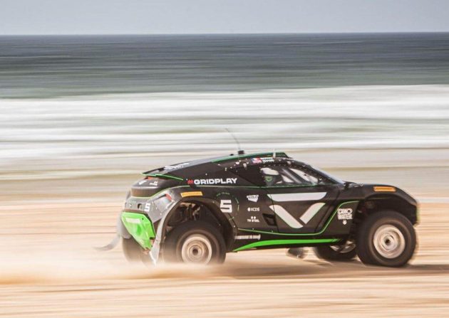 Veloce e-extreme car racing on sand