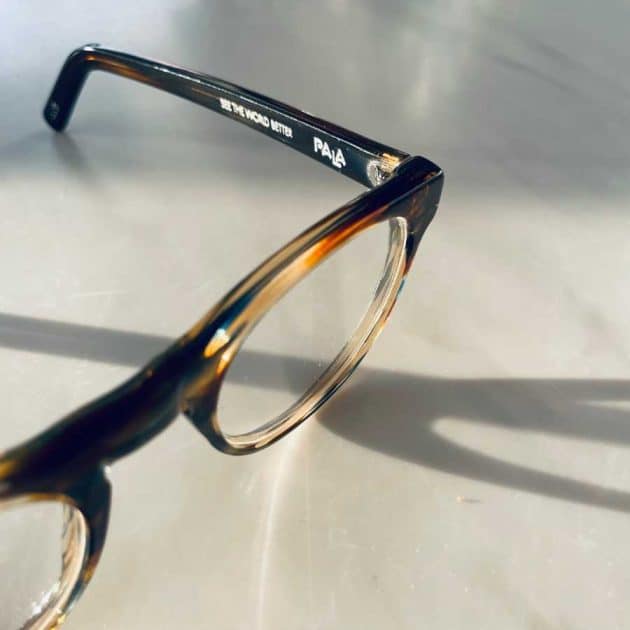 Bio-acetate blocking glasses in brown tortoiseshell.